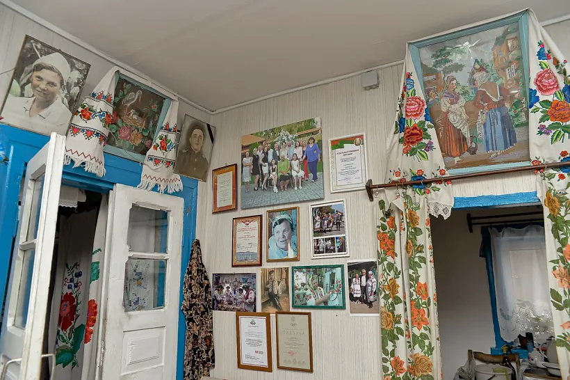 Baba-Katya-_Ekaterina-Panchenya_-iz-derevni-Pogost-5-90.jpg Baba-Katya-_Ekaterina-Panchenya_-iz-derevni-Pogost-5-90.jpg