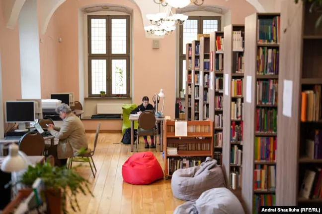 Biblijateka Eŭrapiejskaha humanitarnaha ŭniversytetu
