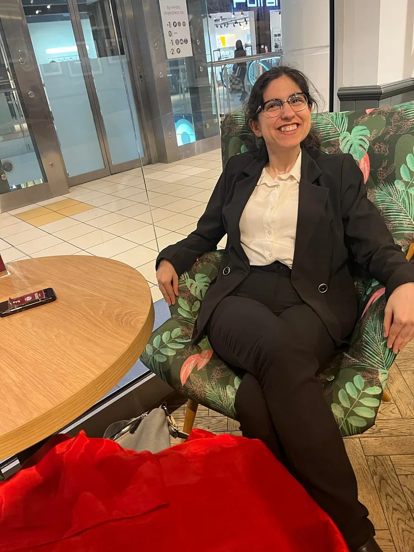 Беларуская паэтка іспанскага паходжання - Анхела Эспіноса Беларуская паэтка іспанскага паходжання - Анхела Эспіноса