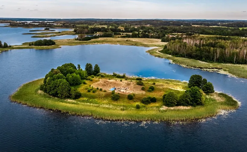 Vyspa na voziery Nieśpiš