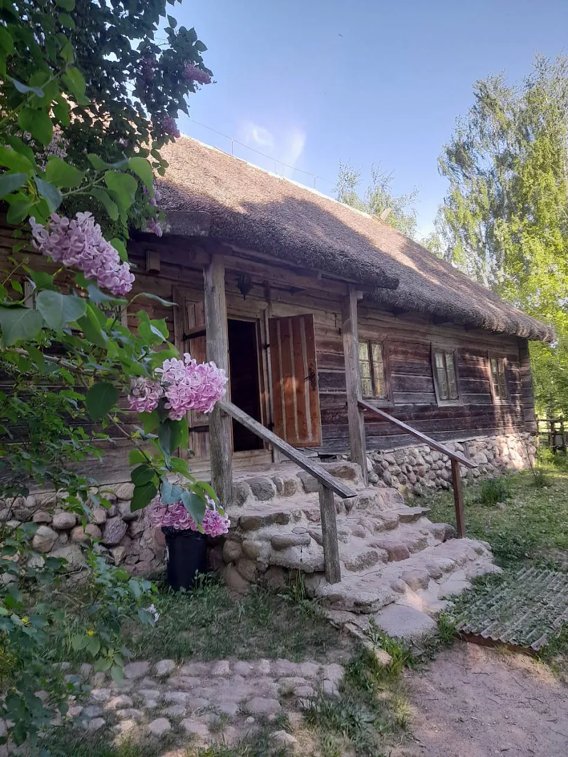 muziei-narodnai-architektury.jpg