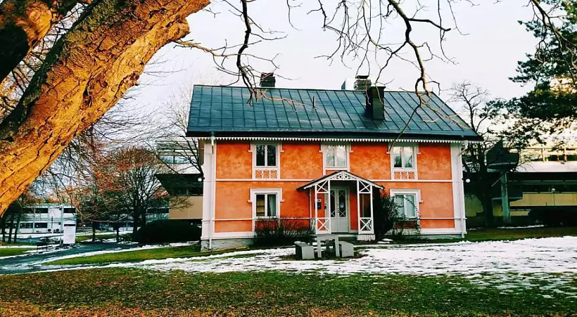 Łakalny restaran na terytoryi ŭniviersitetu Łakalny restaran na terytoryi ŭniviersitetu