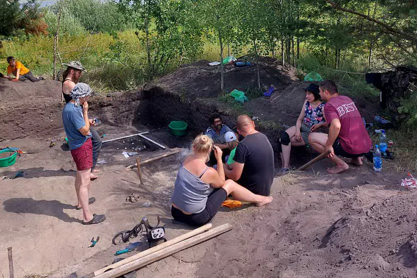 raskopki_marata_klimava_05.jpg раскопкі экспедыцыі Марата Клімава 4