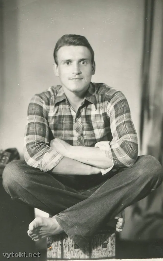 013-1-639x1024.jpg