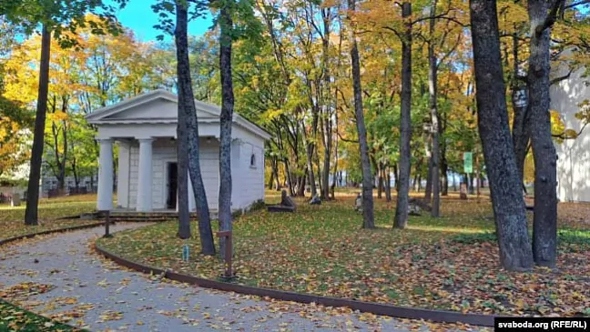 Kaplica, byly famiĺny śliep Niškoŭskich Kaplica, byly famiĺny śliep Niškoŭskich