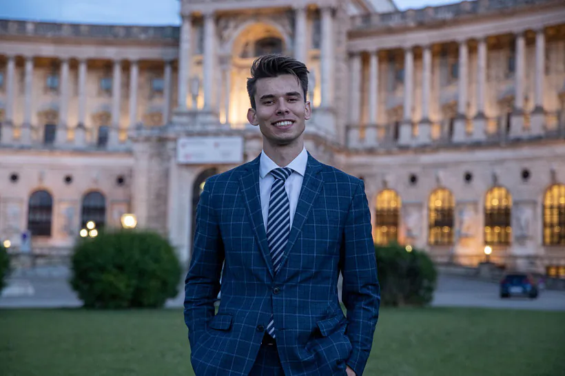 maxim-bagdanovich1.jpg maxim-bagdanovich1.jpg