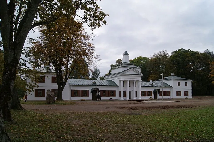 Палац Агінскіх.jpg