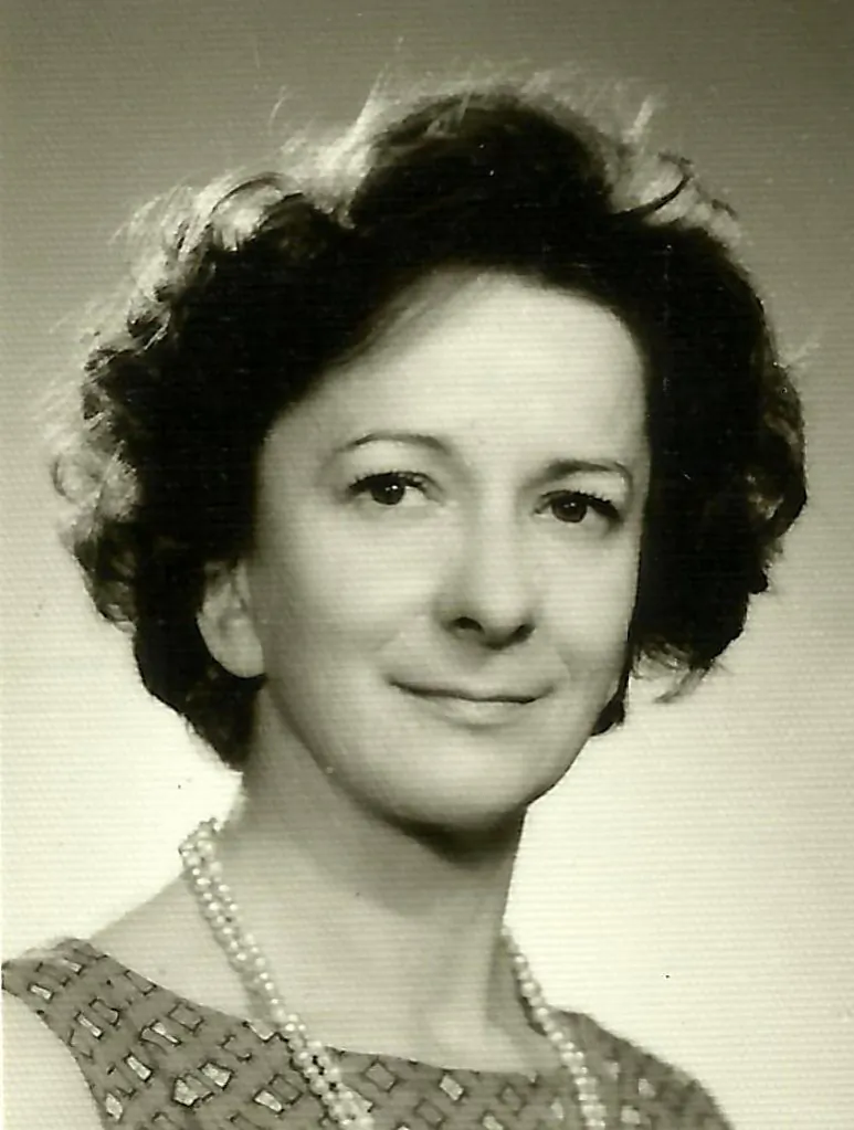 Віслава Шымборска, сацыялістычная Польшча