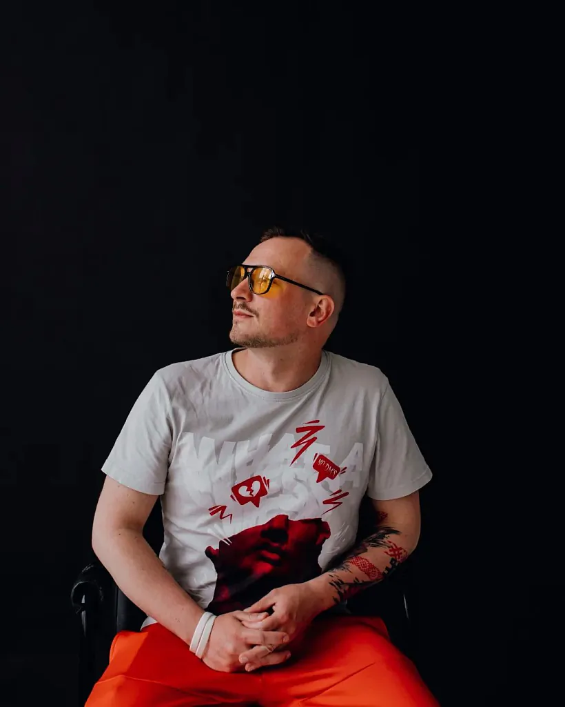 01_Karneeviets-Yauhien.jpg Яўген Карнеевец 01