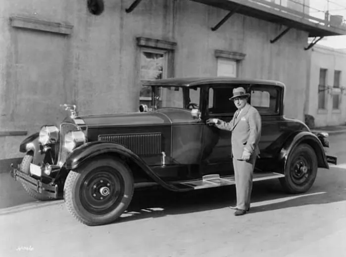 Louis-Mayer-10.jpg Louis-Mayer-10.jpg