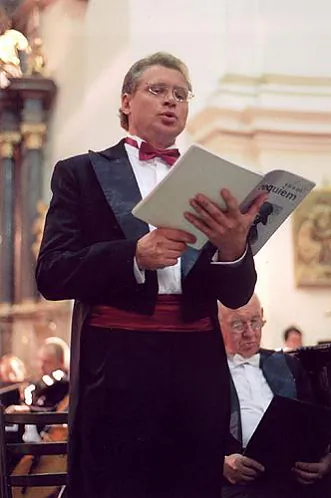 re2_06.jpg re2_06.jpg