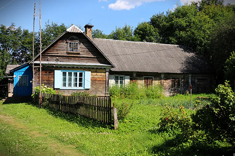 Reštki siadziby Kotvičaŭ u Paliescinie Reštki siadziby Kotvičaŭ u Paliescinie