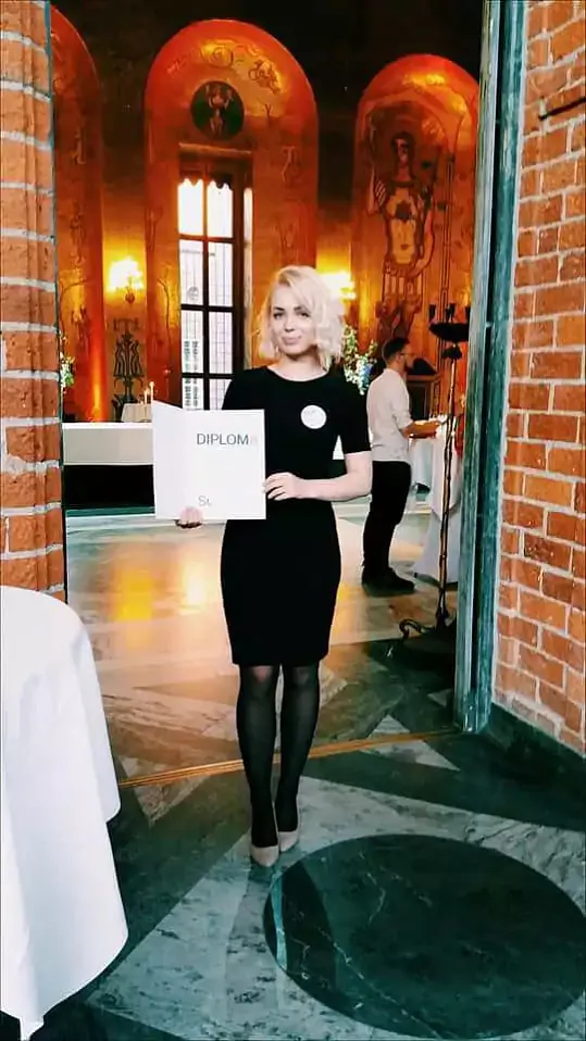 Ratuša Stakhoĺma, uznaharodžannie mahistrantaŭ, jakija paspiachova skončyli vučobu pry padtrymcy Šviedskaha instytuta Ratuša Stakhoĺma, uznaharodžannie mahistrantaŭ, jakija paspiachova skončyli vučobu pry padtrymcy Šviedskaha instytuta