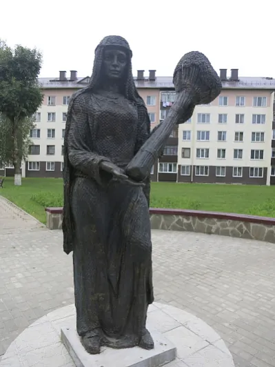 Pomnik mifičnaj Chacimie Pomnik mifičnaj Chacimie