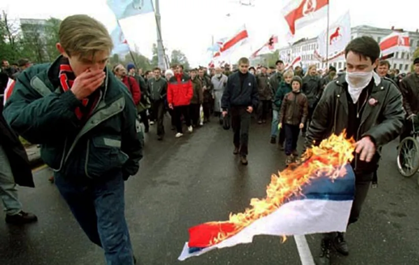 7. Марш Свабоды 1999 (крыніца 90s.by).jpg 7. Марш Свабоды 1999 (крыніца 90s.by).jpg