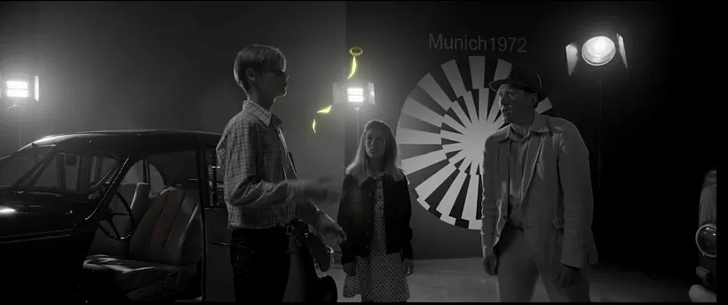 10-zhycciau-miadzviedzia-03.png Кадр з фільма "10 жыццяў Мядзведзя"