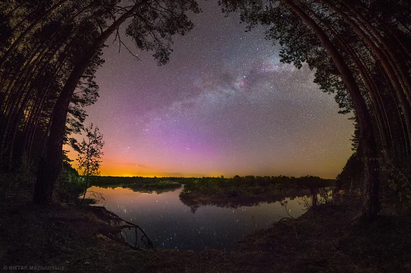 05Зорнае неба над Беларуссю. Фота Віктара Малышчыца (1).jpg