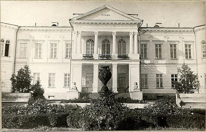 01-palac.jpg