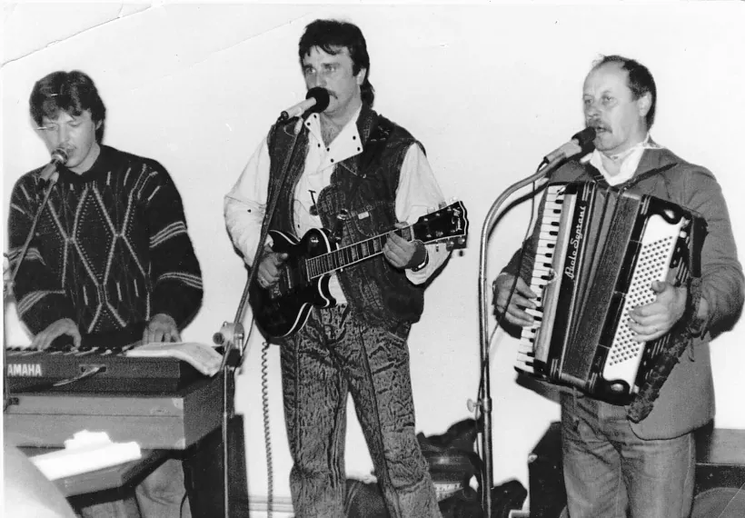 Česlaŭ Tamaševič z akardeonam