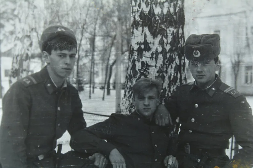 Ihar-karniej-u-voisku-z-siabrami.jpg Ihar-karniej-u-voisku-z-siabrami.jpg