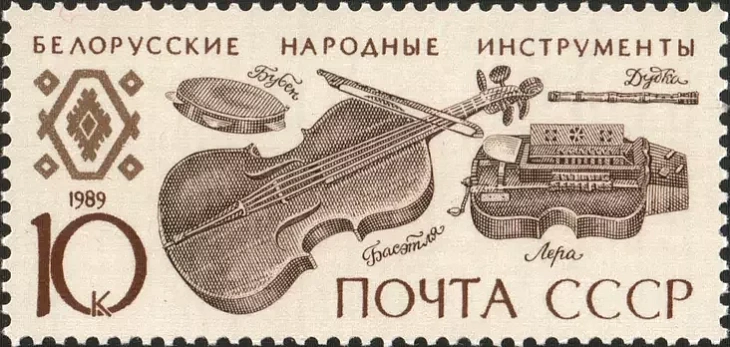 Bielaruskija narodnyja instrumienty na savieckaj marcy
