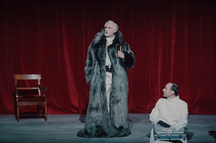 Scena sa spiektaklia «Liaĺka»