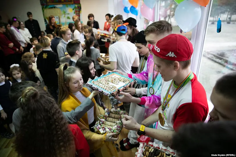 B17DDC71-87FB-4A0C-8F77-3E13C93EC1D2_w1023_r0_s.jpg B17DDC71-87FB-4A0C-8F77-3E13C93EC1D2_w1023_r0_s.jpg