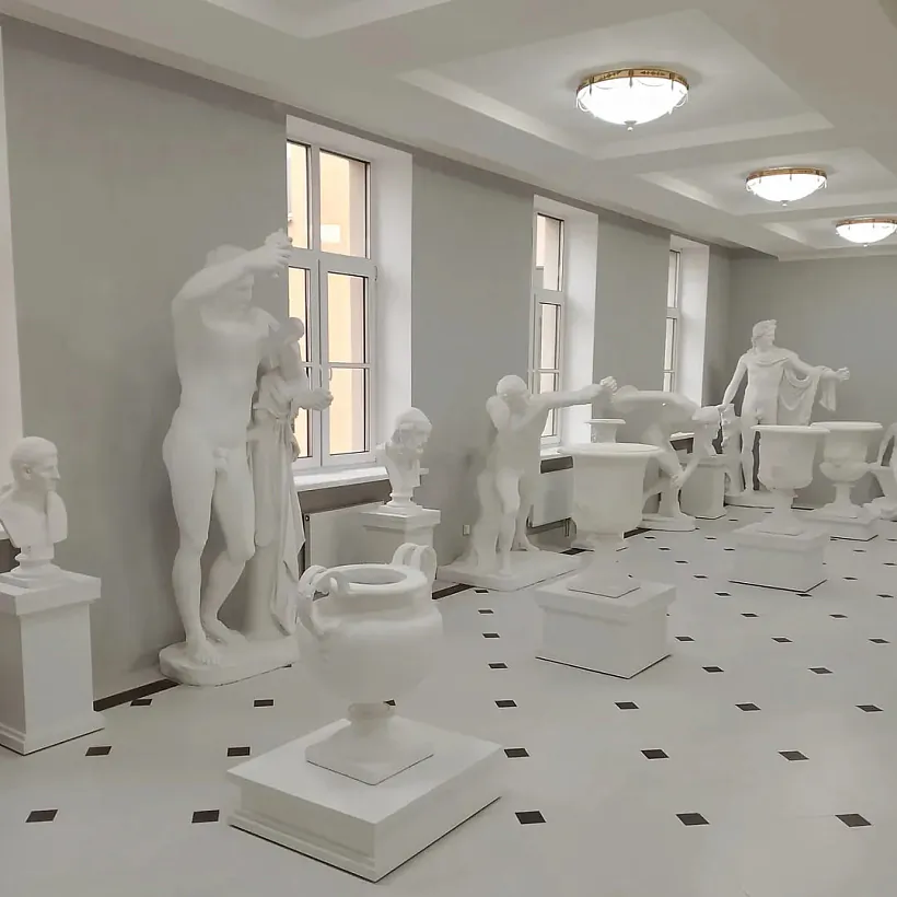 Interjery pomnika architektury paśla ramontu amal całkam pazbaŭleny koleru. Fota: saćsietki BDU