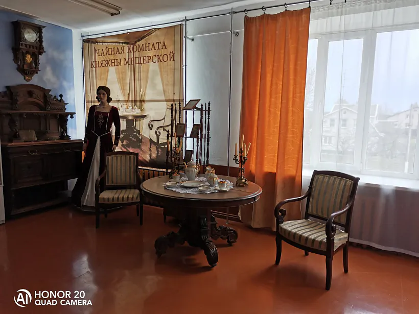 Экспазіцыя-пакой княжны Мяшчэрскай у ціманаўскім Доме культуры. Крыніца: museum.by Экспазіцыя-пакой княжны Мяшчэрскай у ціманаўскім Доме культуры. Крыніца: museum.by