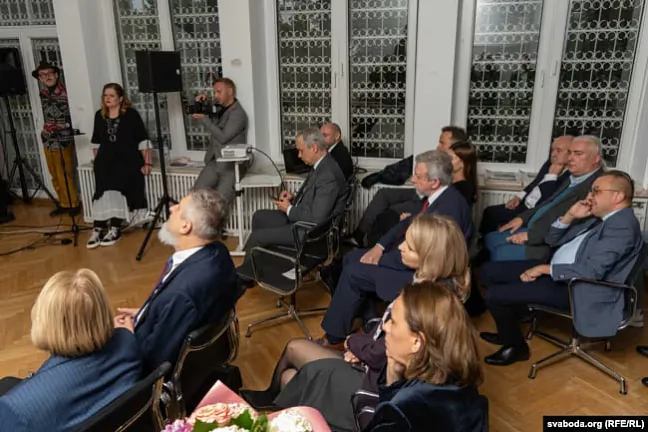 Naviedniki cyrymonii Naviedniki cyrymonii