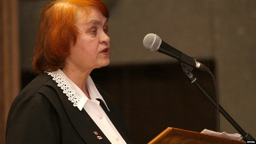 Lidzija Savik Lidzija Savik