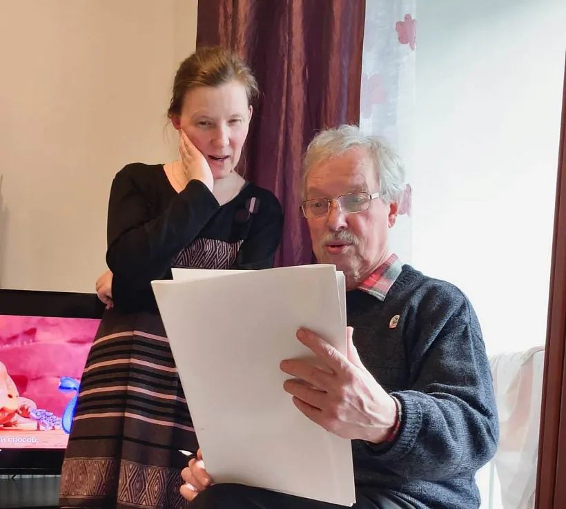 Vieranika Liebiedź z baćkam, mastakom Aliesiem Cyrkunovym Vieranika Liebiedź z baćkam, mastakom Aliesiem Cyrkunovym