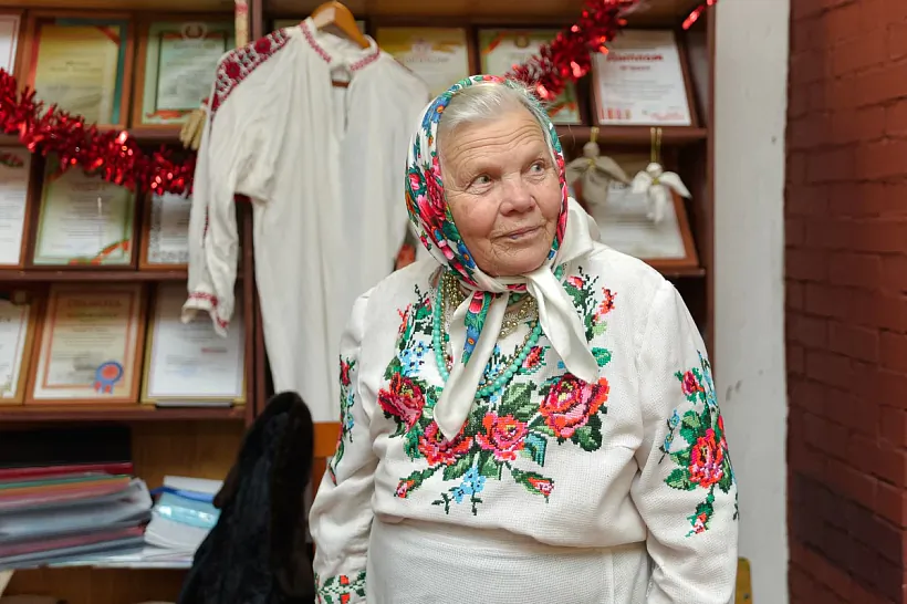 Baba-Katya-_Ekaterina-Panchenya_-iz-derevni-Pogost-13-90.jpg Baba-Katya-_Ekaterina-Panchenya_-iz-derevni-Pogost-13-90.jpg