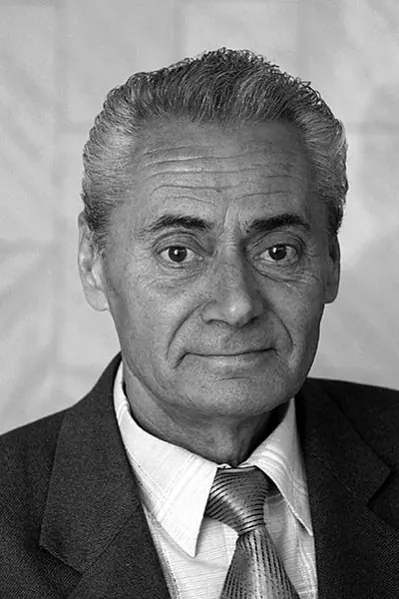 3_prafesar_Valiancin_Rabcevicz.jpg прафесар Валянцін Рабцэвіч