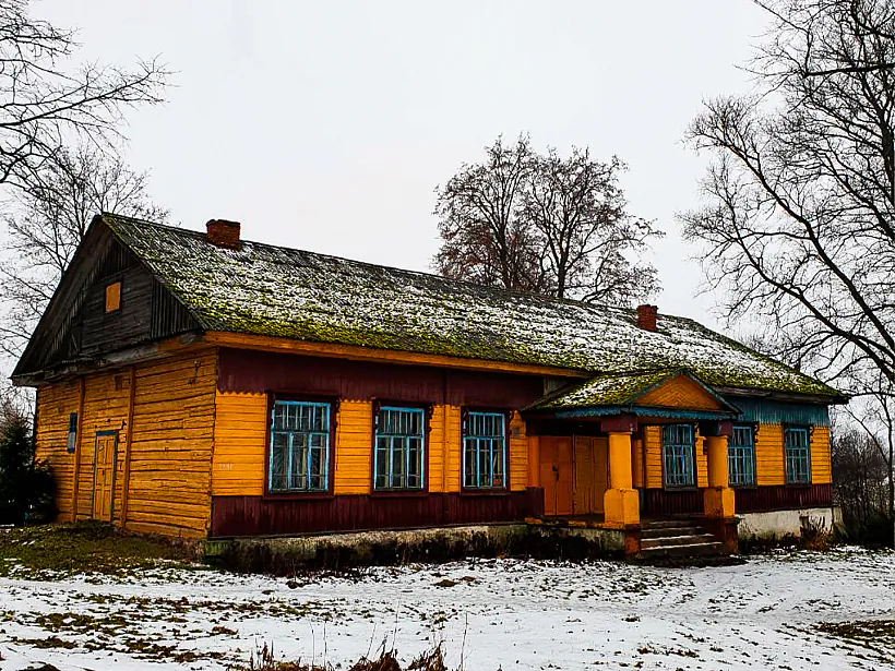 4 piszczalava-siadziba.jpg