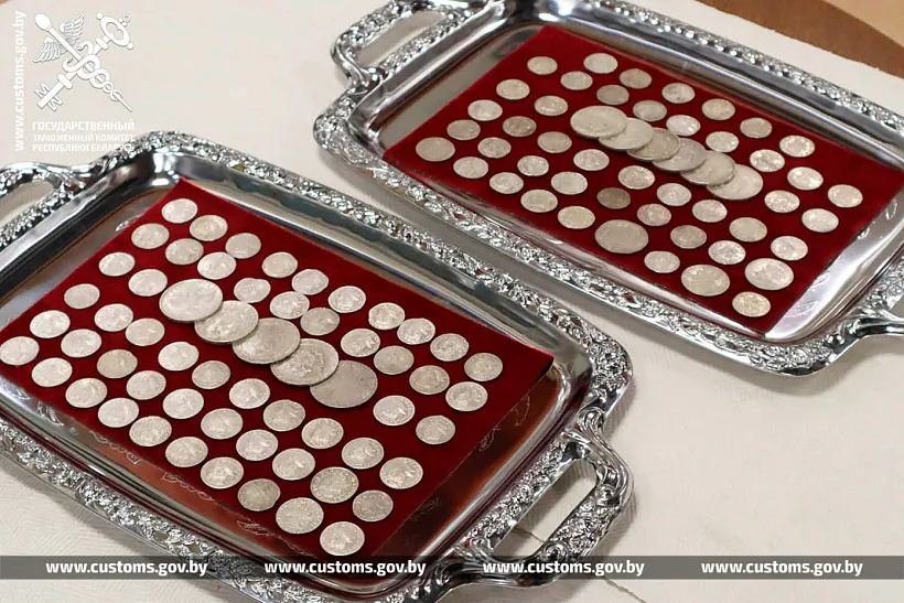 220829_collection-of-coins-1392x928.jpg 220829_collection-of-coins-1392x928.jpg
