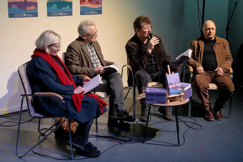 Rasa Rymickajte, Adam Pamorski, Andrej Chadanovič i dyrektar vydaviectva Gutenberg Andrej Bandarenka