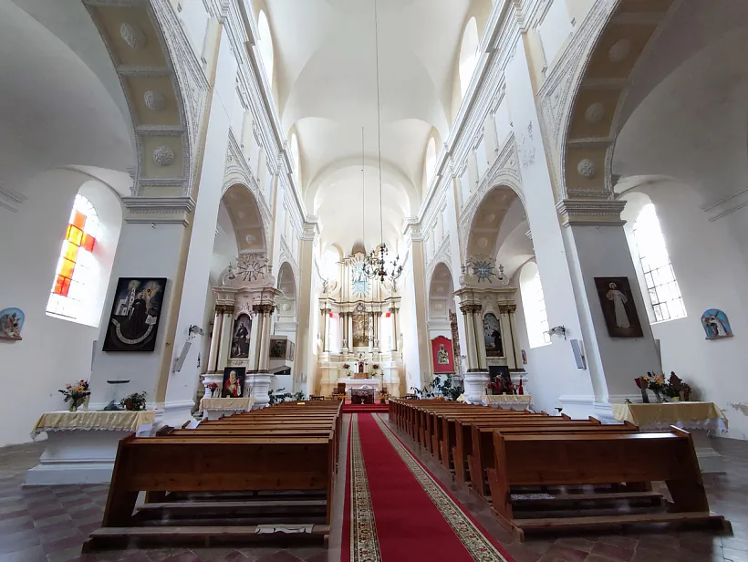 Trajecki kaścioł znutry