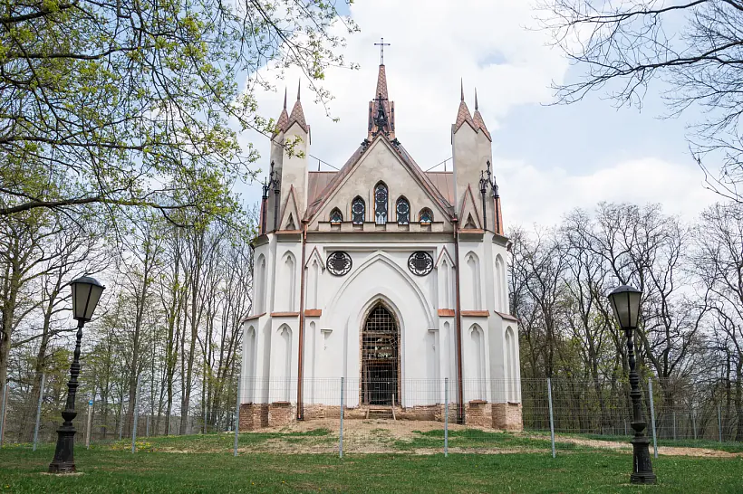 1 zakozel-kapl-ca-azhehshkau.jpg капліца Ажэшкаў