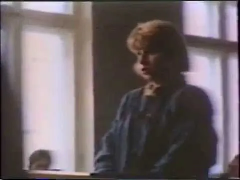 Фота 04. Кадр з фільма «Тэатр часоў перабудовы і галоснасці». Крыніца_ youtube.com.jpg