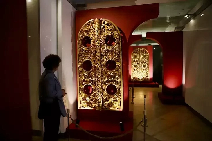 wystawa-niaswizh-03.jpg wystawa-niaswizh-03.jpg