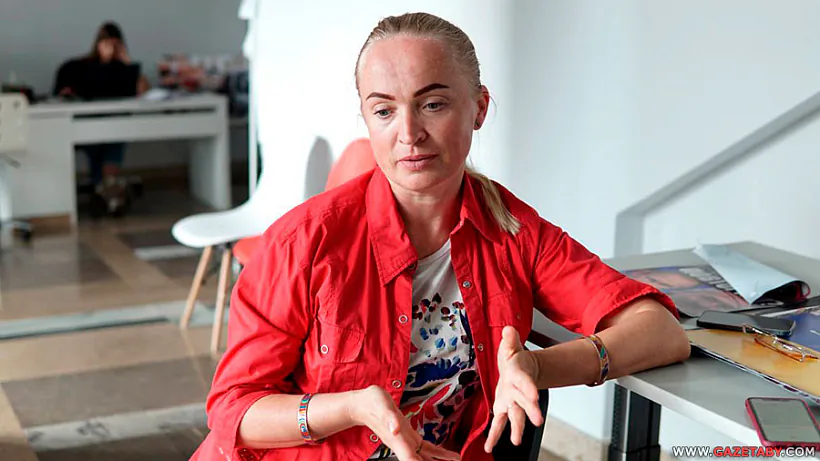 ElviraKoroleva_photo1-02.jpg ElviraKoroleva_photo1-02.jpg