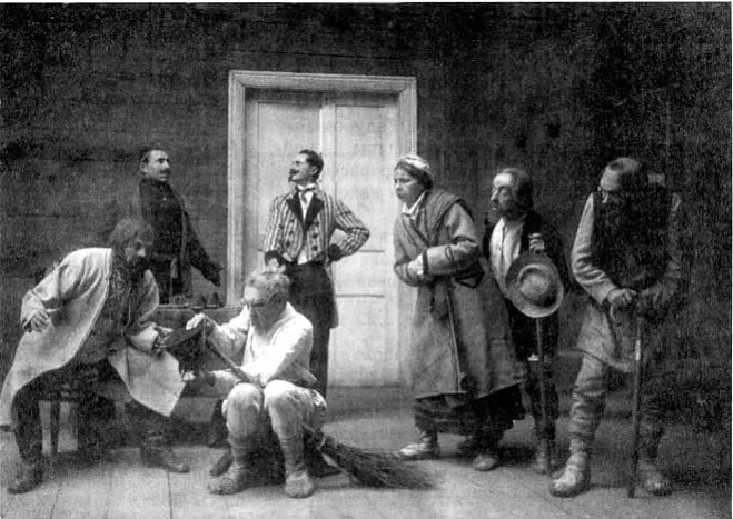 Scena sa śpiektakla «Sud» (krajni sprava — Uładzisłaŭ Hałubok u roli Aviečki) Scena sa śpiektakla «Sud» (krajni sprava — Uładzisłaŭ Hałubok u roli Aviečki)