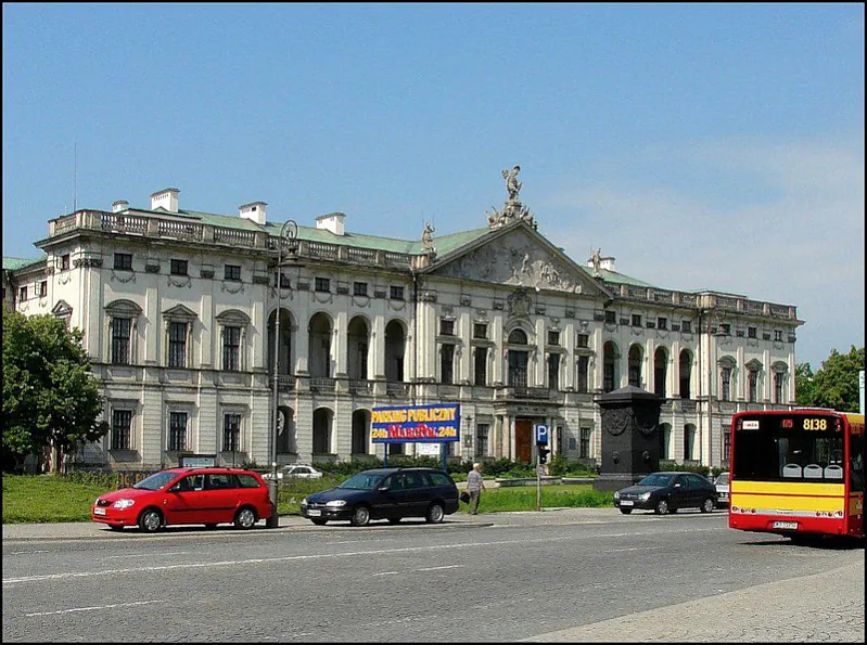 Palac Krasinskich u Varšavie (1677-1682 hh. arch. Tyĺmana Hamierskaha i Džavanni Bielocci) Palac Krasinskich u Varšavie (1677-1682 hh. arch. Tyĺmana Hamierskaha i Džavanni Bielocci)