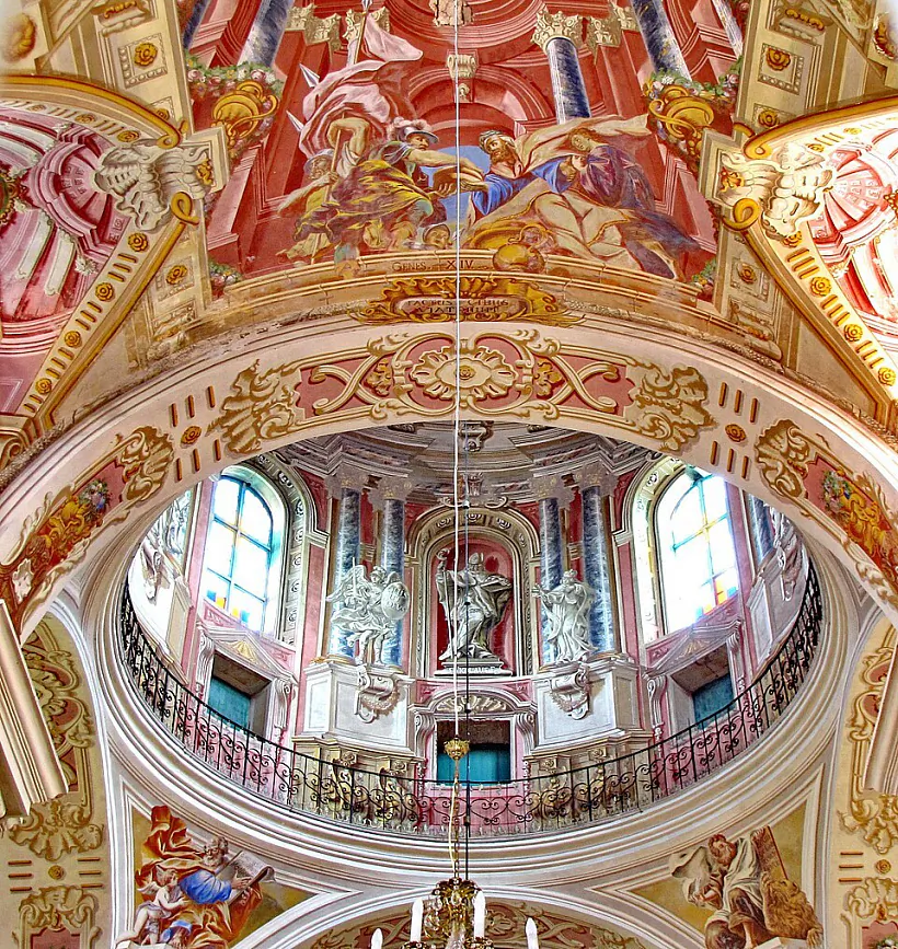 Interjer kasciola Božaha Ciela