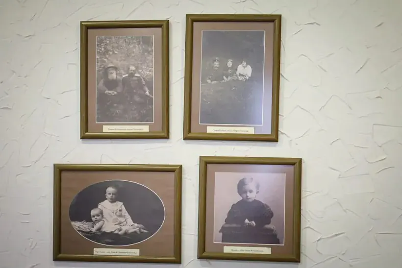 Fatahrafii baćki, brata i siascior kampazitara ŭ Muziei Lieantoviča (Markaŭka) Fatahrafii baćki, brata i siascior kampazitara ŭ Muziei Lieantoviča (Markaŭka)