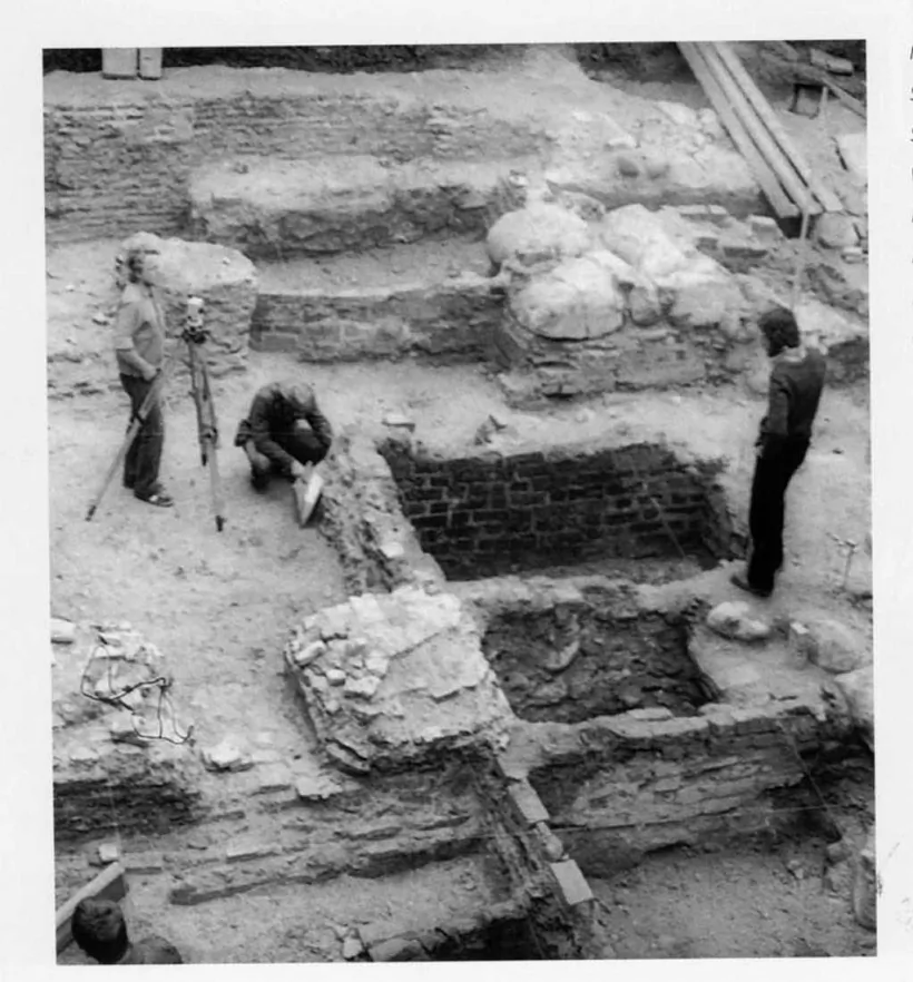 Раскопкі І.Чарняўскага Прачысценскай царквы ў Гародні. 1980 г. Раскопкі І.Чарняўскага Прачысценскай царквы ў Гародні. 1980 г.