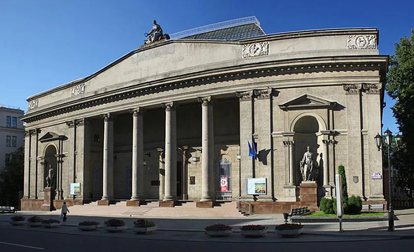 nhm-fon.jpg nhm-fon.jpg