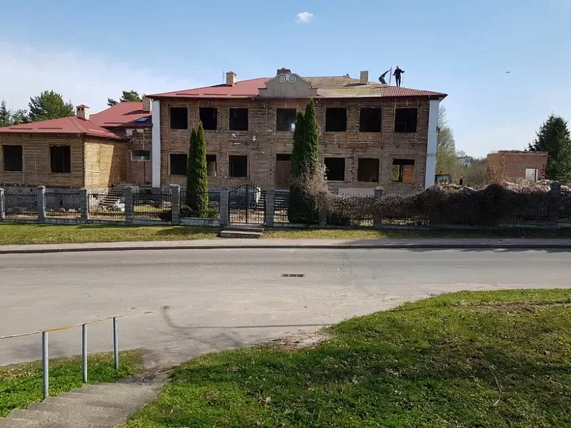 Rekanstrukcyja kliaštara nazarecianak