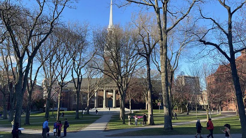 maxim-bagdanovich3.jpg maxim-bagdanovich3.jpg